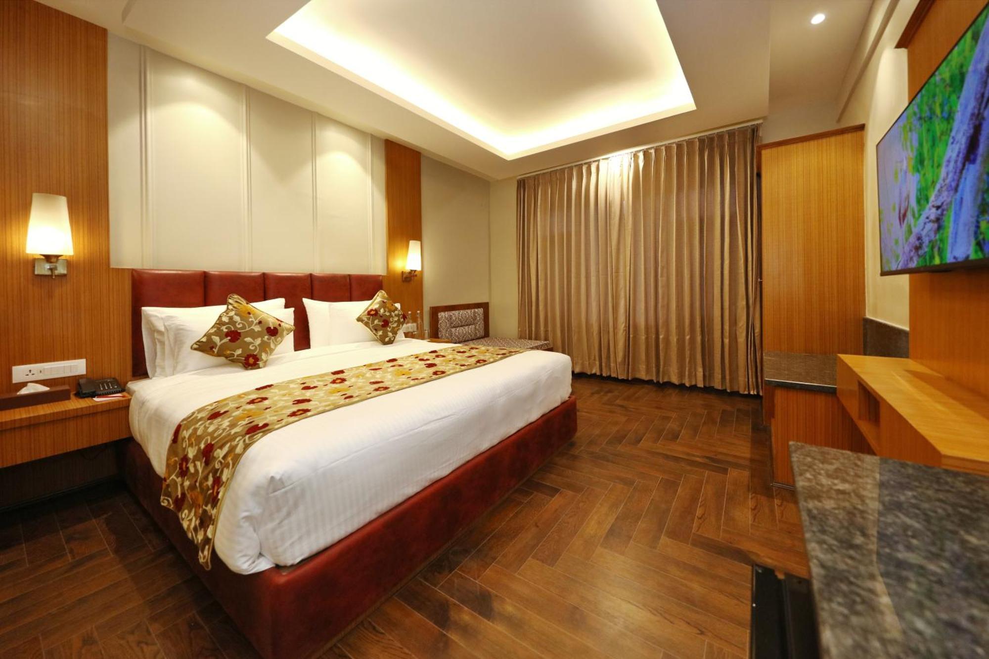 Hotel Blanco Srīnagar Buitenkant foto