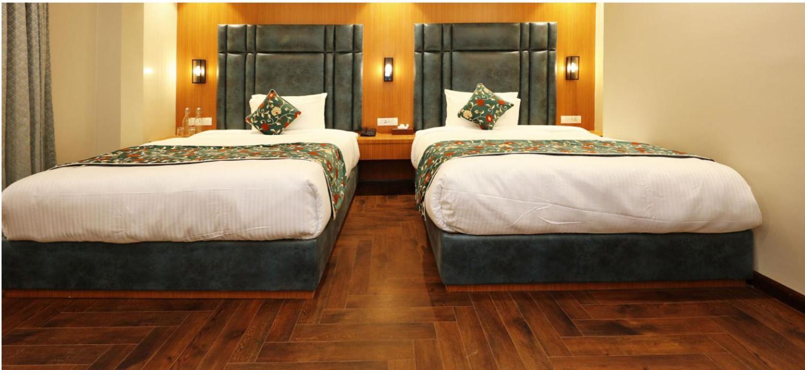Hotel Blanco Srīnagar Buitenkant foto
